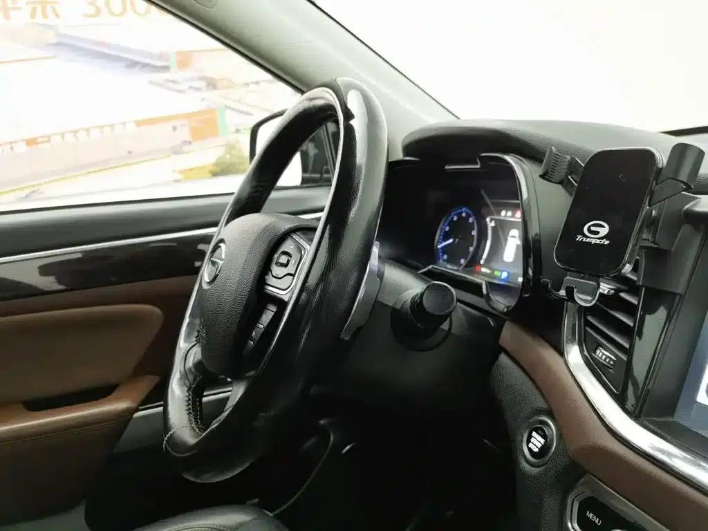 Trumpchi GS8 2017 320T 2WD Luxury Intelligent Connected Edition (7-seater) — миниатюра 22