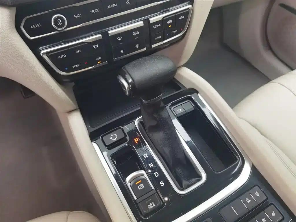 Trumpchi GS8 2017 320T 2WD Luxury Intelligent Connected Edition (7-seater) — миниатюра 13