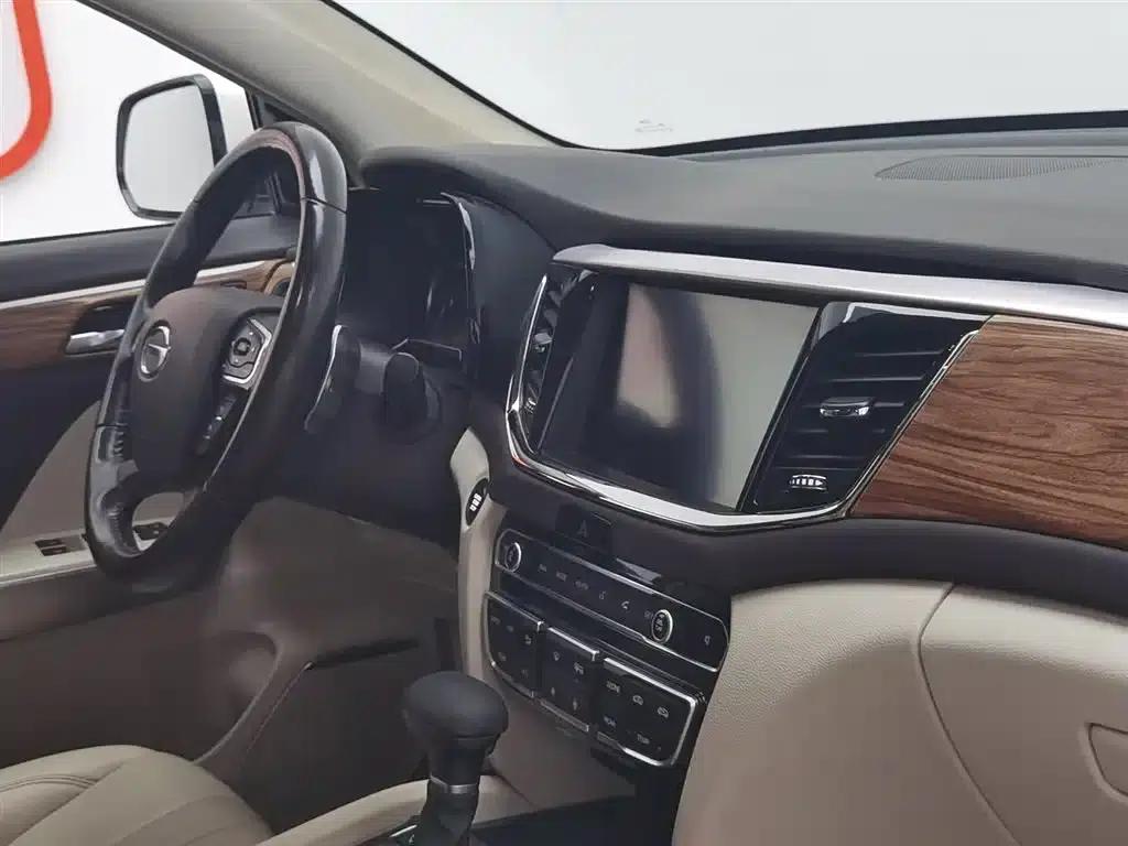 Trumpchi GS8 2017 320T 2WD Luxury Intelligent Connected Edition (7-seater) — миниатюра 22