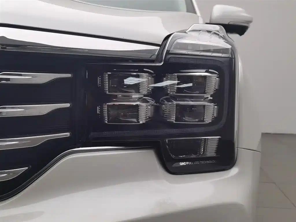 Trumpchi GS8 2017 320T 2WD Luxury Intelligent Connected Edition (7-seater) — миниатюра 7