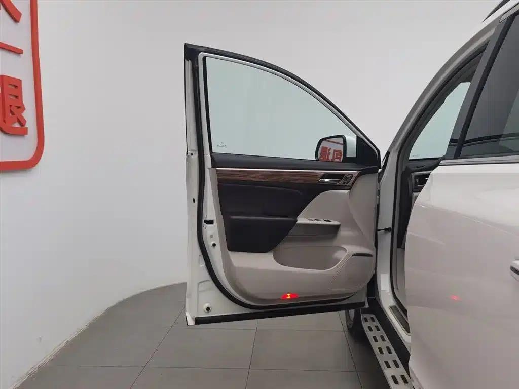 Trumpchi GS8 2017 320T 2WD Luxury Intelligent Connected Edition (7-seater) — миниатюра 8