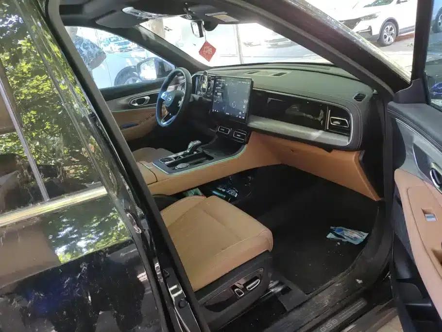 Trumpchi GS8 2025 Navigator Series 2.0TGDI 2WD Luxury 5-Seater — миниатюра 8