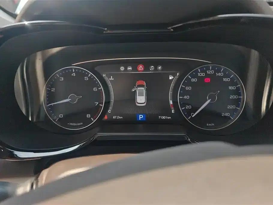 Trumpchi GS8 2017 320T 2WD Luxury Intelligent Connected Edition (7-seater) — миниатюра 13