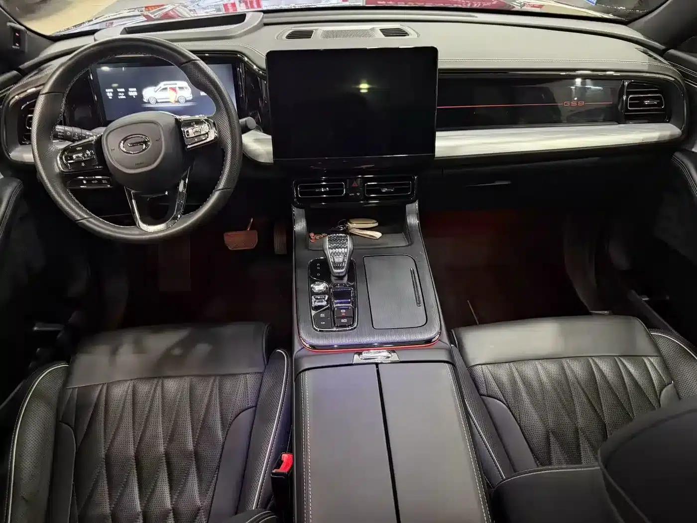 Trumpchi GS8 2022 Navigator Series 2.0TGDI 2WD Premium Edition (7-seater) — миниатюра 4