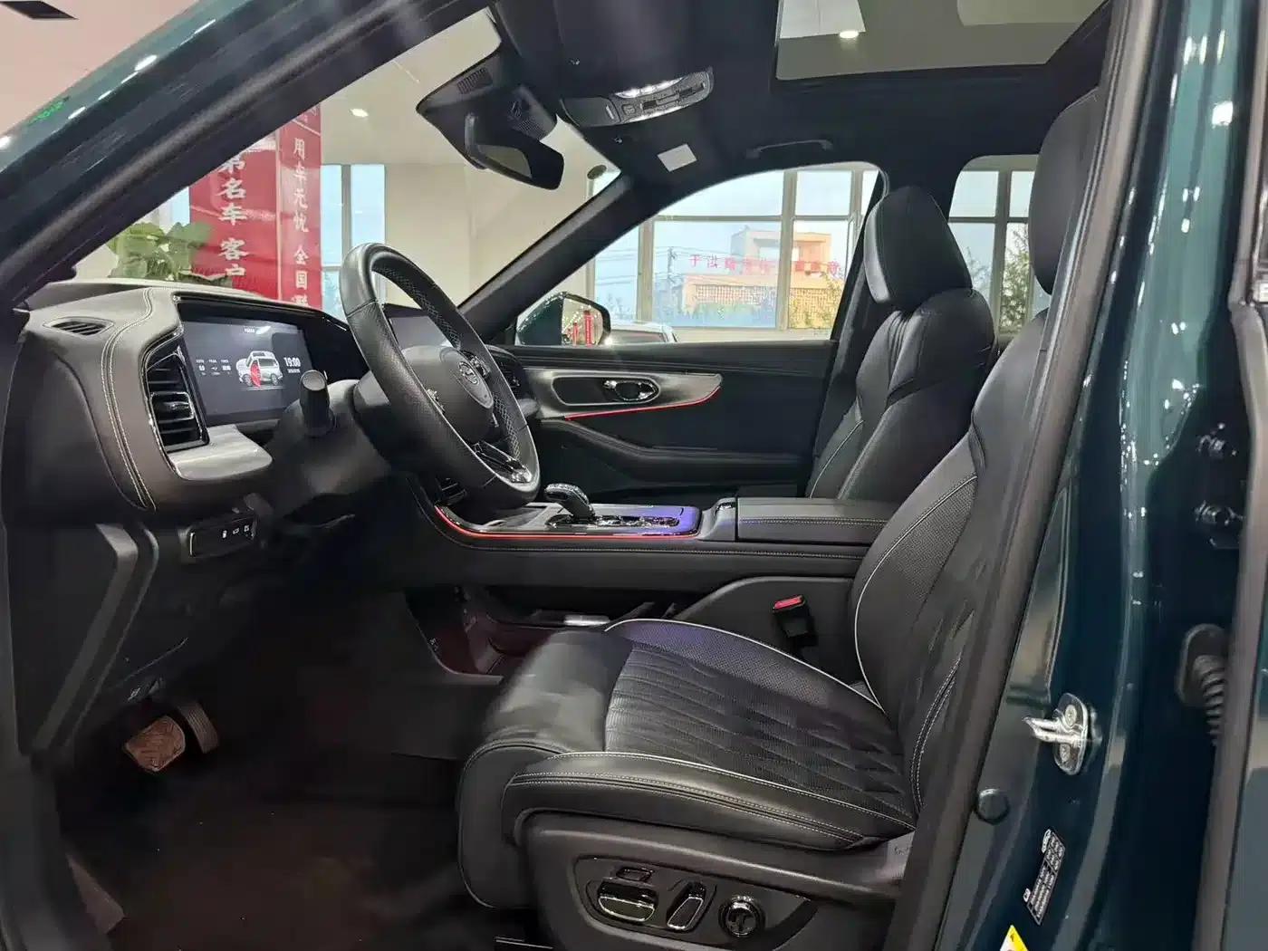Trumpchi GS8 2022 Navigator Series 2.0TGDI 2WD Premium Edition (7-seater) — миниатюра 5