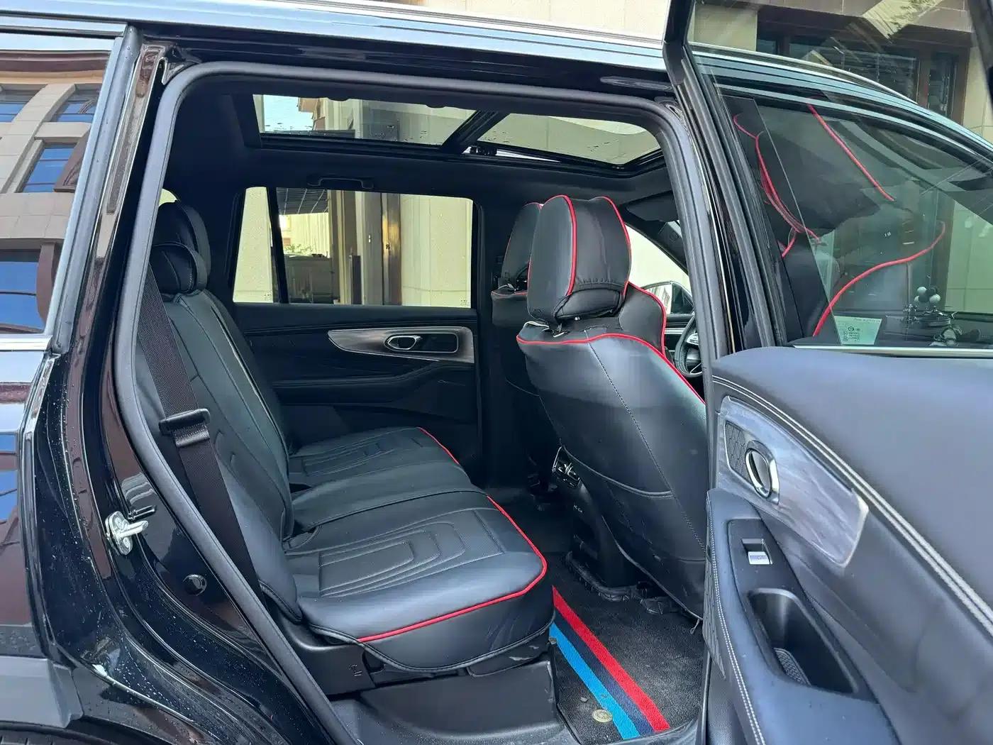 Trumpchi GS8 2025 Navigator Series 2.0TGDI 2WD Luxury 5-Seater — миниатюра 8