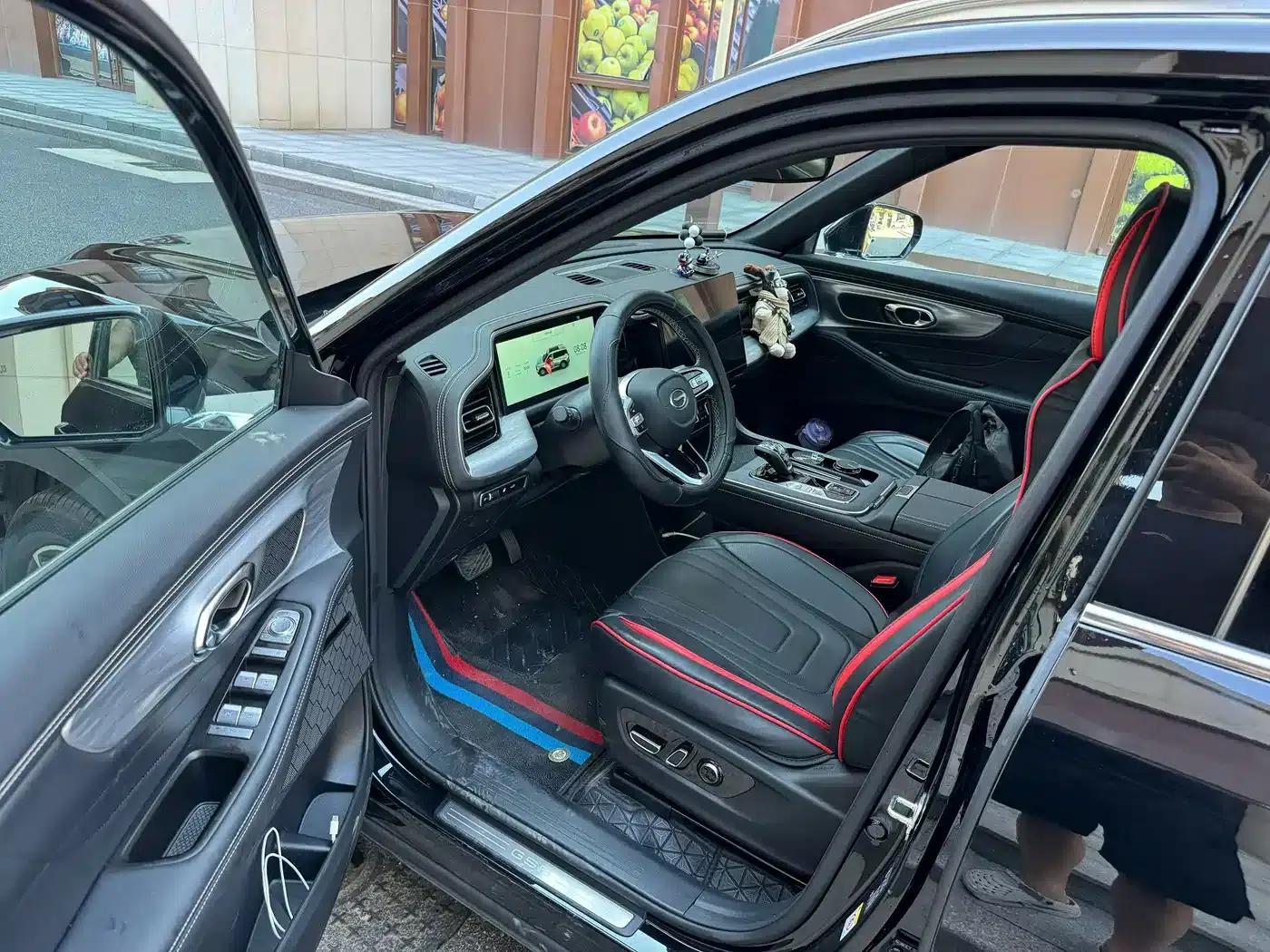 Trumpchi GS8 2025 Navigator Series 2.0TGDI 2WD Luxury 5-Seater — миниатюра 9