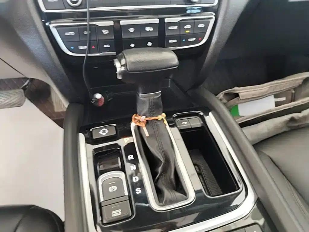 Trumpchi GS8 2017 320T 2WD Luxury Intelligent Connected Edition (7-seater) — миниатюра 14