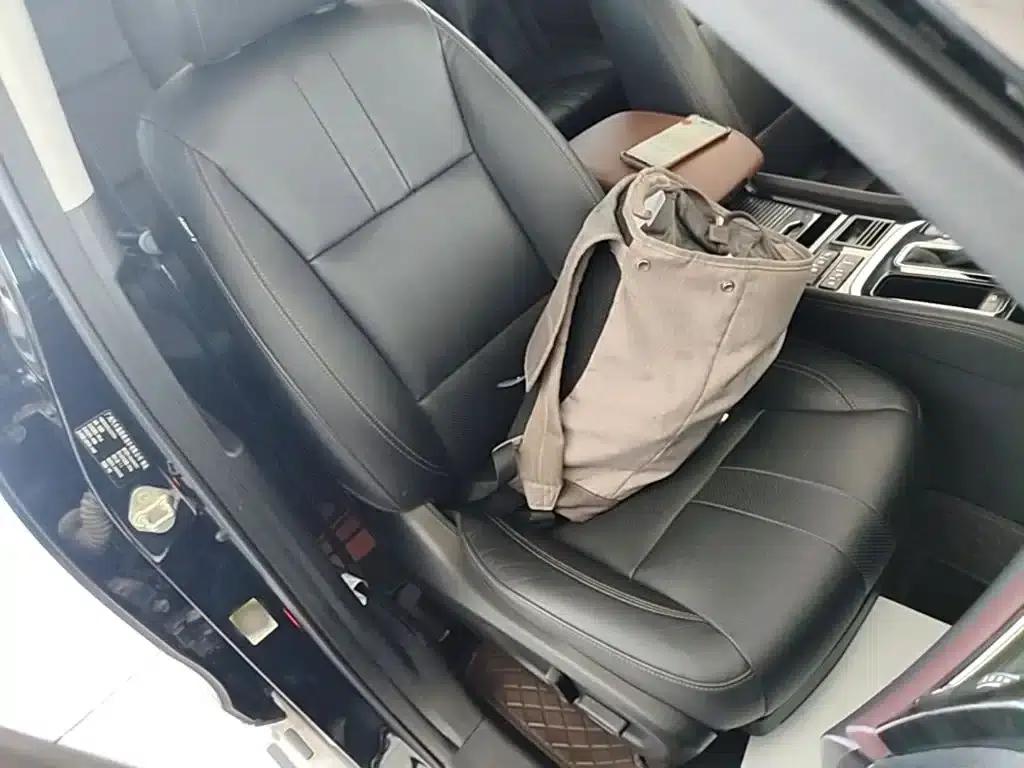 Trumpchi GS8 2017 320T 2WD Luxury Intelligent Connected Edition (7-seater) — миниатюра 25