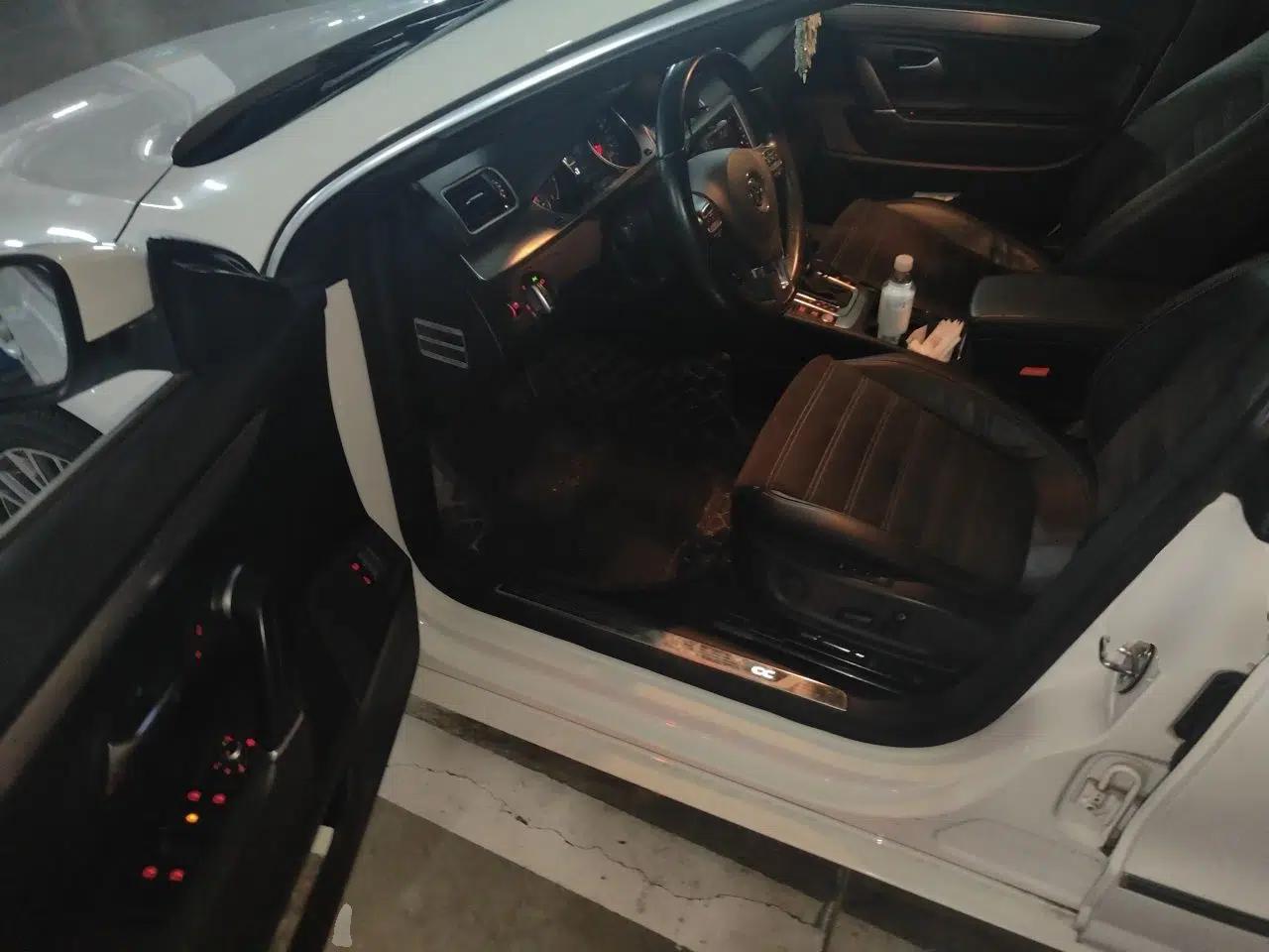 Volkswagen FAW-Volkswagen CC 2016 1.8TSI Luxury Model — миниатюра 16