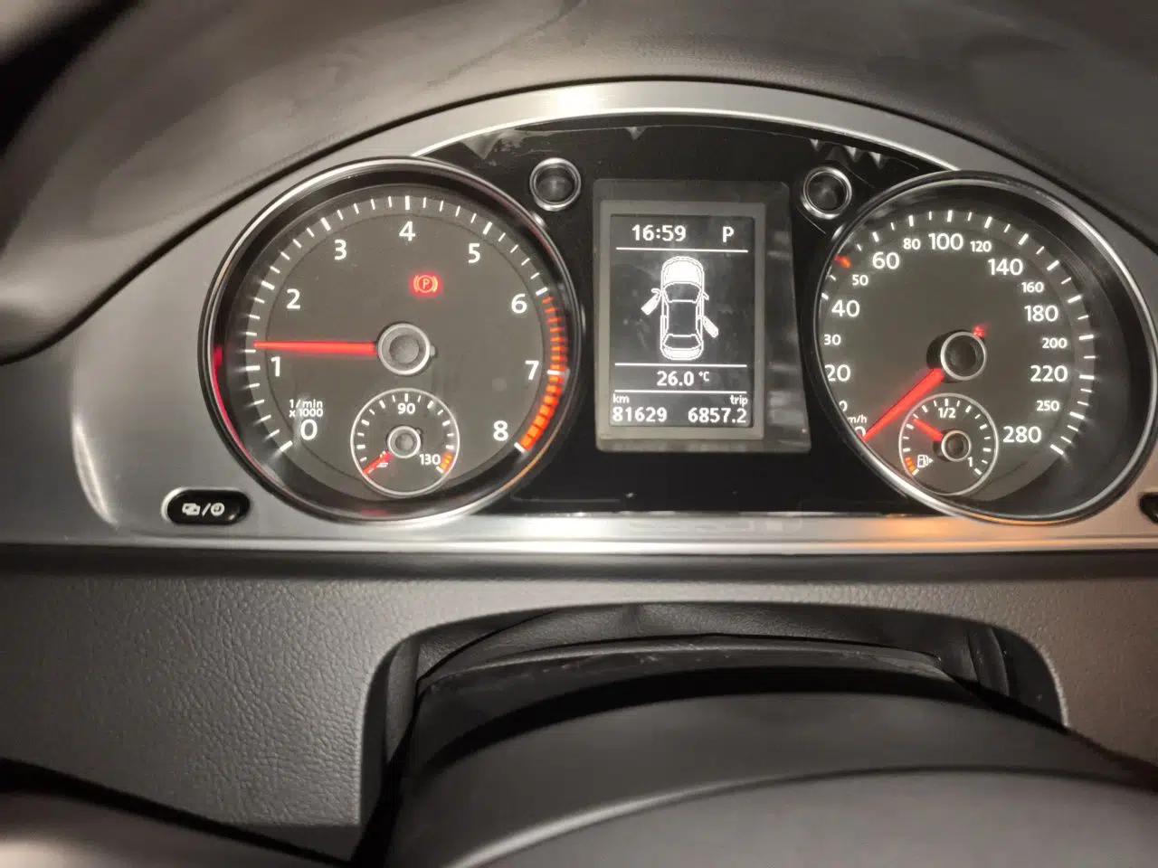 Volkswagen FAW-Volkswagen CC 2013 1.8TSI Prestige Model — миниатюра 12