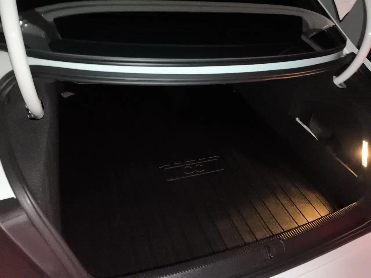 Volkswagen FAW-Volkswagen CC 2013 1.8TSI Prestige Model — миниатюра 19
