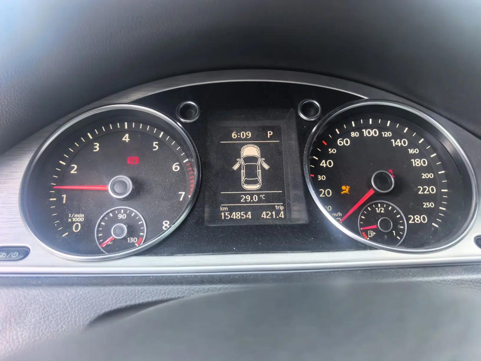 Volkswagen FAW-Volkswagen CC 2013 1.8TSI Prestige Model — миниатюра 11