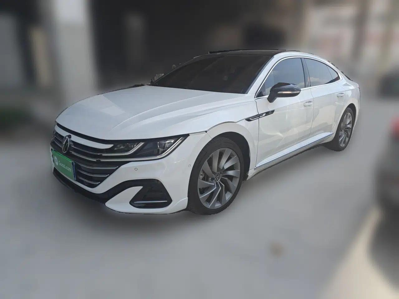 Volkswagen FAW-Volkswagen CC 2023 380TSI Striking Edition — миниатюра 1