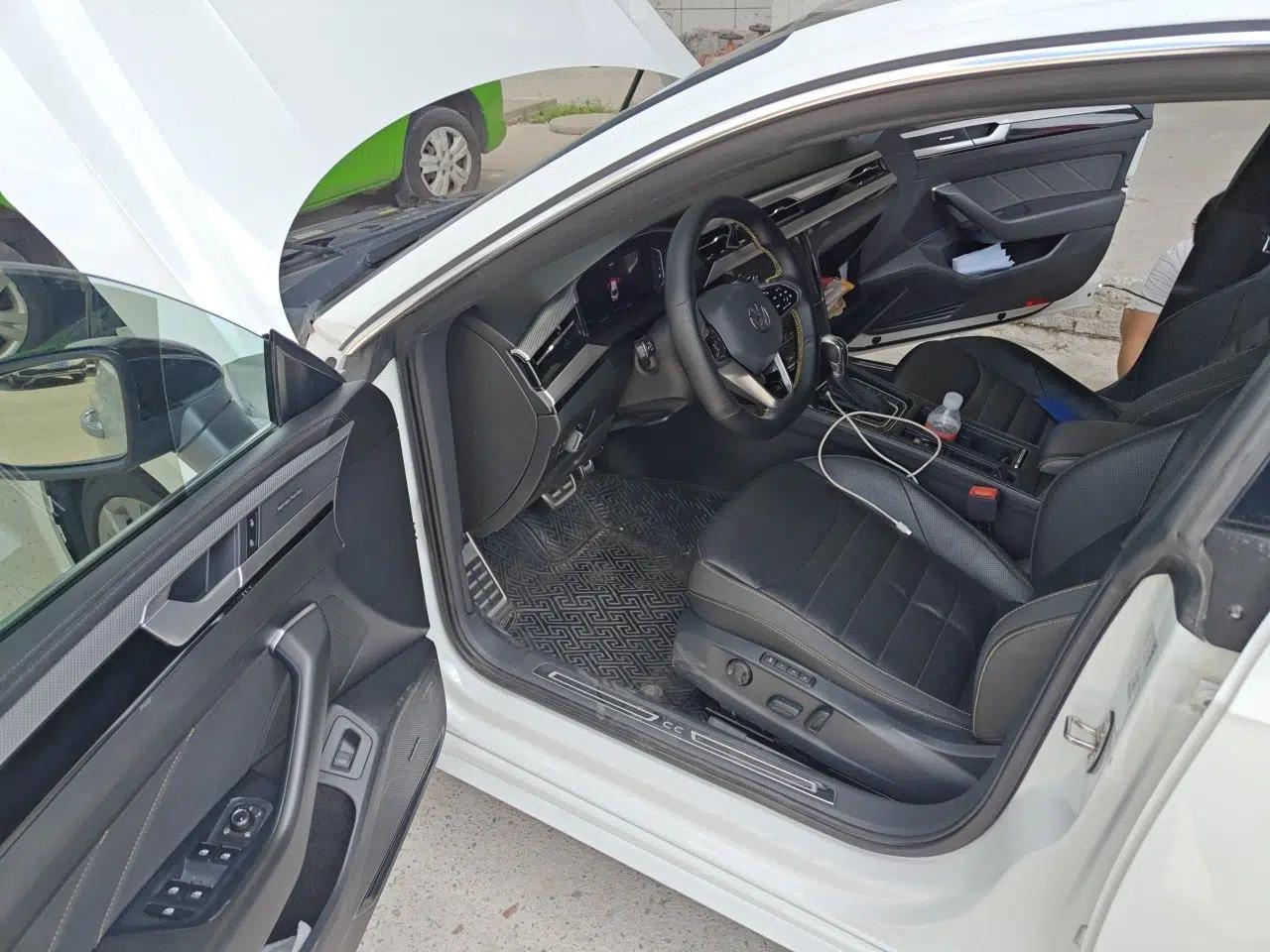 Volkswagen FAW-Volkswagen CC 2023 380TSI Striking Edition — миниатюра 16