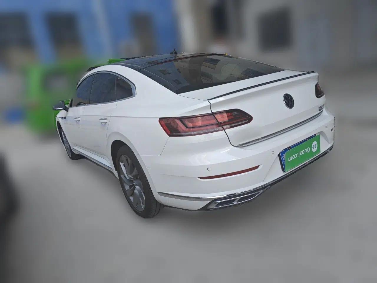 Volkswagen FAW-Volkswagen CC 2023 380TSI Striking Edition — миниатюра 4