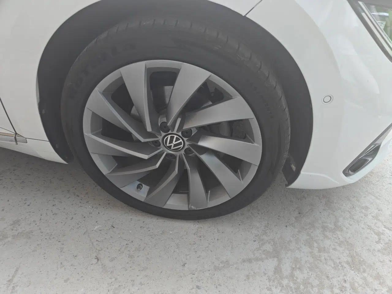 Volkswagen FAW-Volkswagen CC 2023 380TSI Striking Edition — миниатюра 8