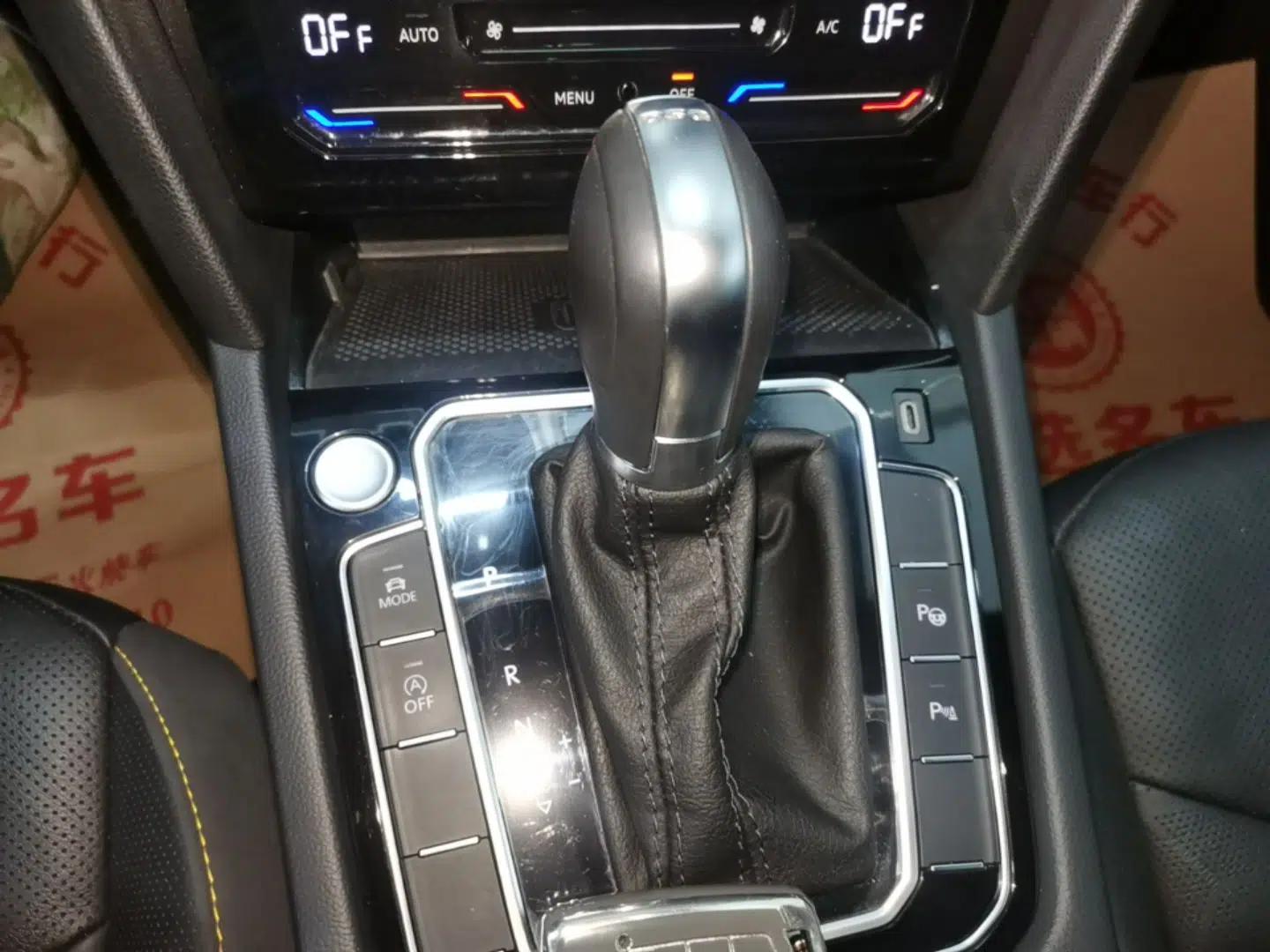 Volkswagen FAW-Volkswagen CC 2021 380TSI Striking Edition — миниатюра 16