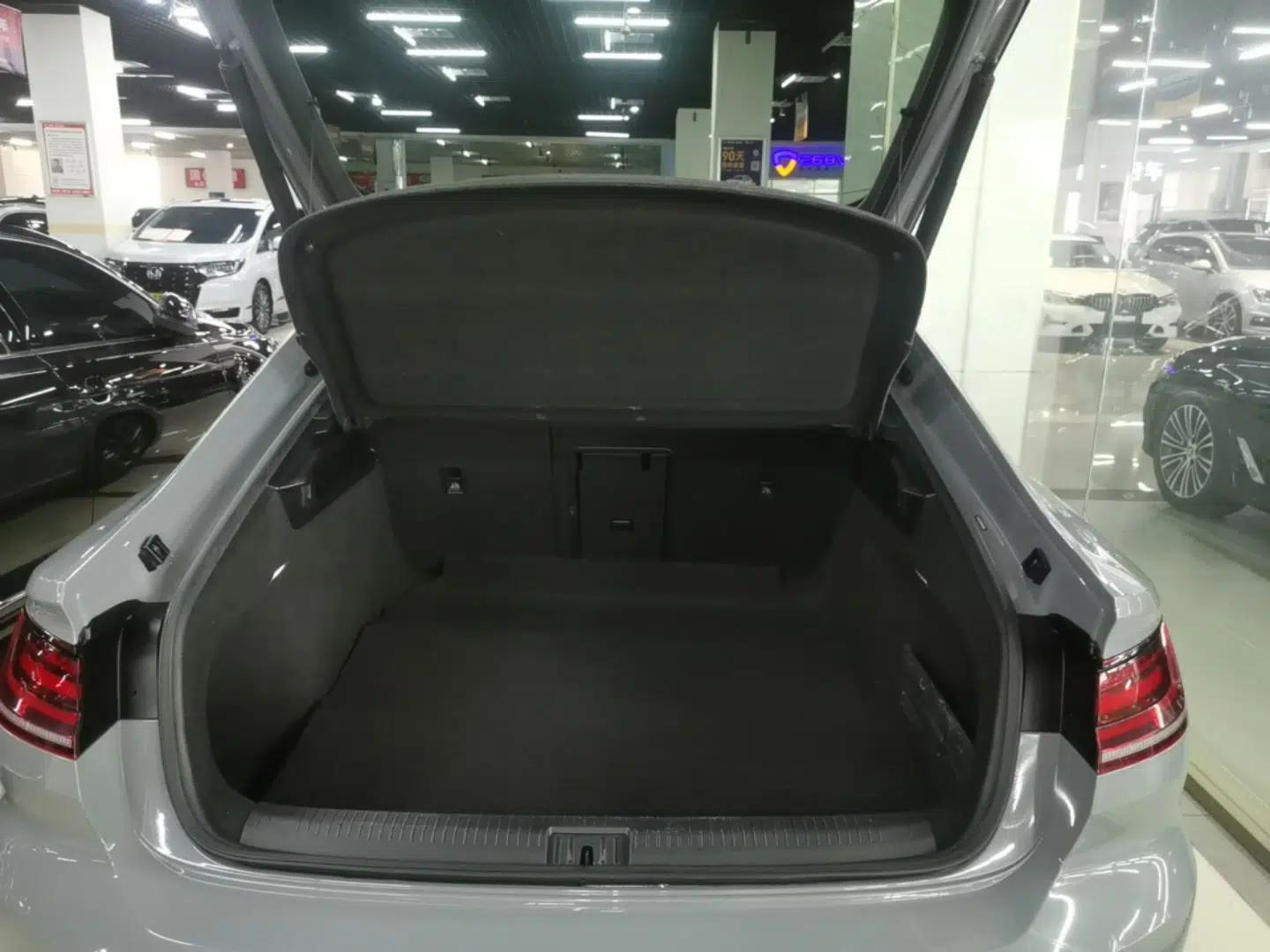 Volkswagen FAW-Volkswagen CC 2021 380TSI Striking Edition — миниатюра 22