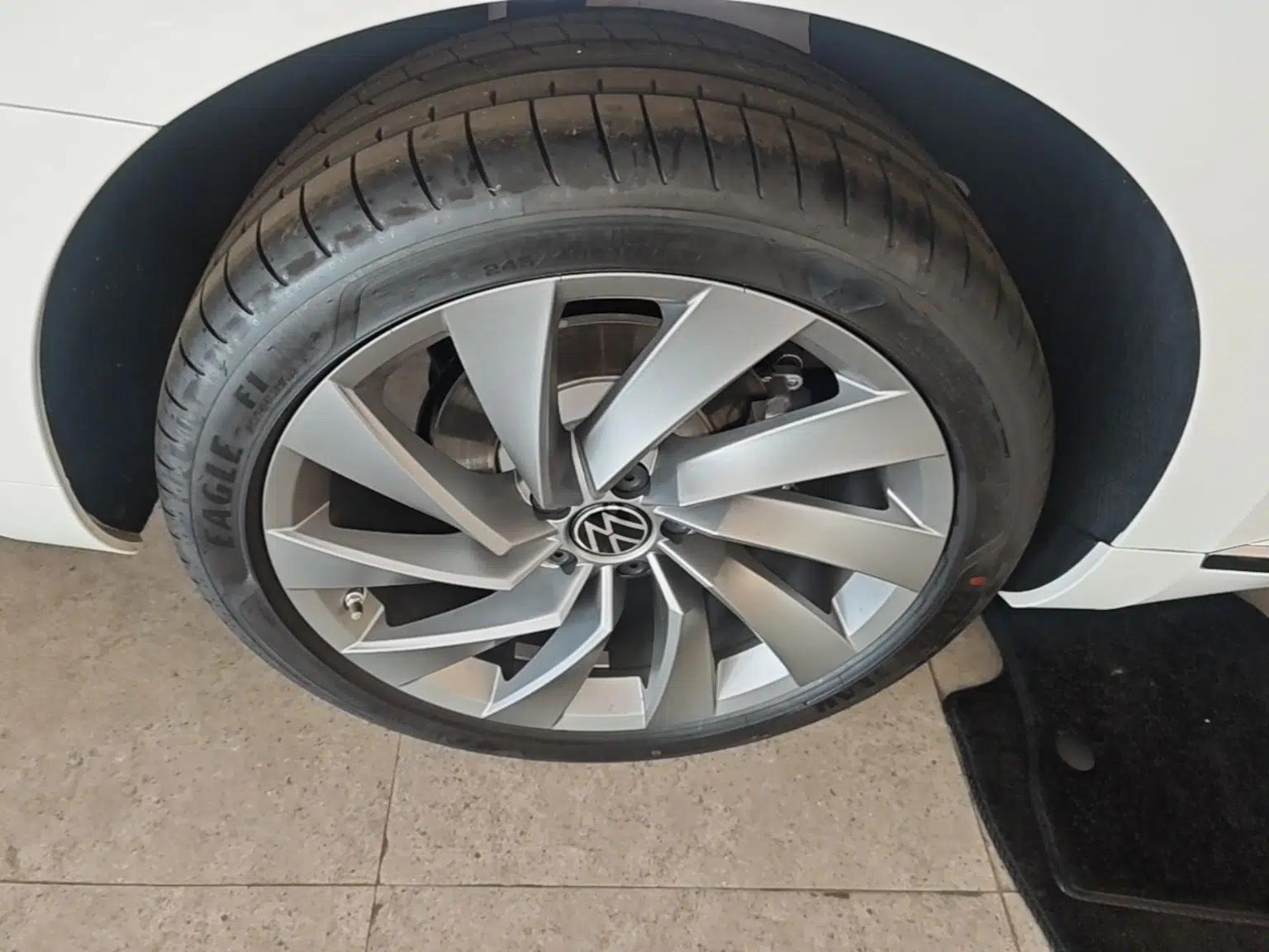 Volkswagen FAW-Volkswagen CC 2024 380TSI Striking All-Encompassing Edition — миниатюра 11