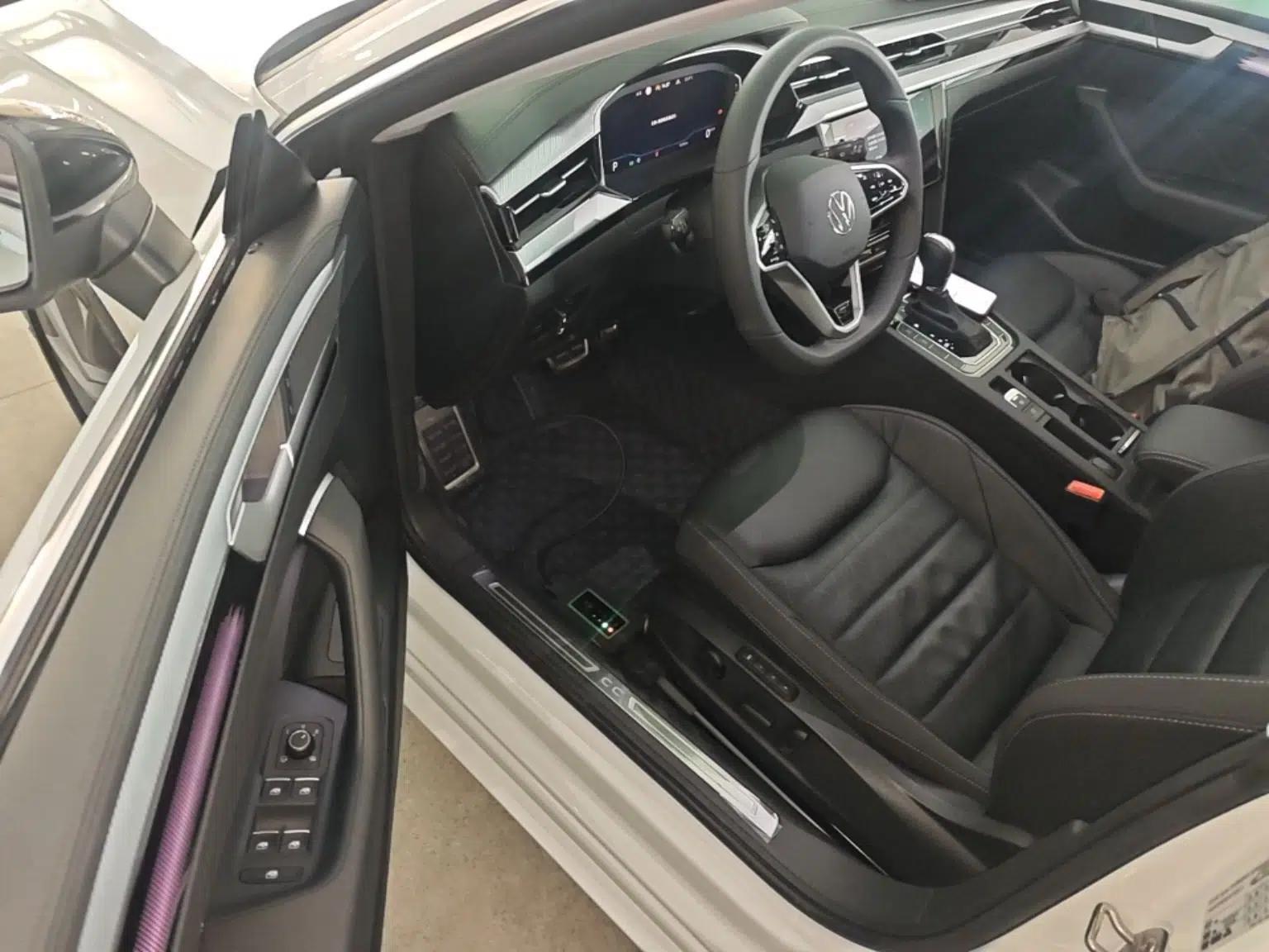 Volkswagen FAW-Volkswagen CC 2024 380TSI Striking All-Encompassing Edition — миниатюра 18