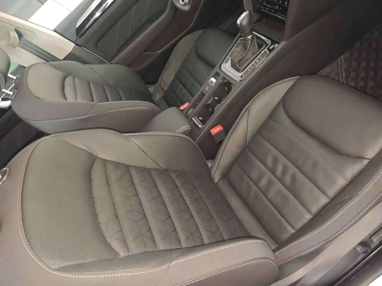 Volkswagen FAW-Volkswagen CC 2024 380TSI Striking All-Encompassing Edition — миниатюра 19