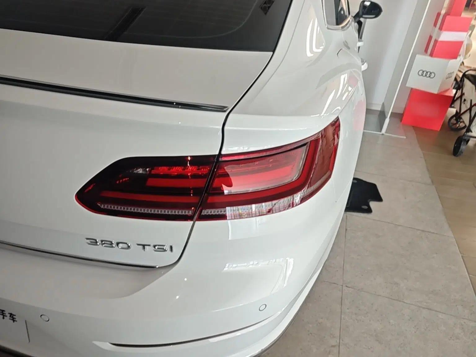 Volkswagen FAW-Volkswagen CC 2024 380TSI Striking All-Encompassing Edition — миниатюра 9
