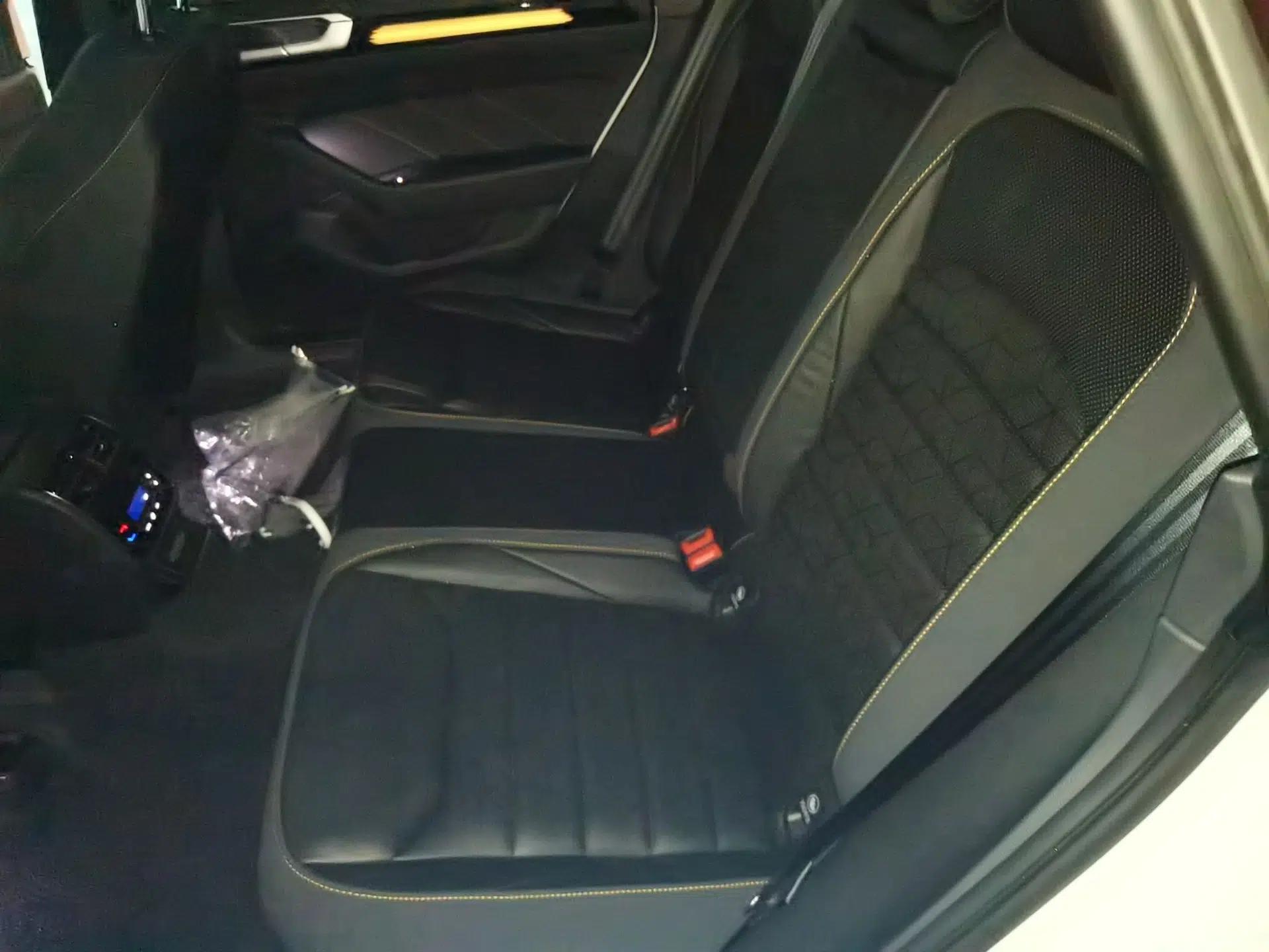Volkswagen FAW-Volkswagen CC 2024 380TSI Striking All-Encompassing Edition — миниатюра 17