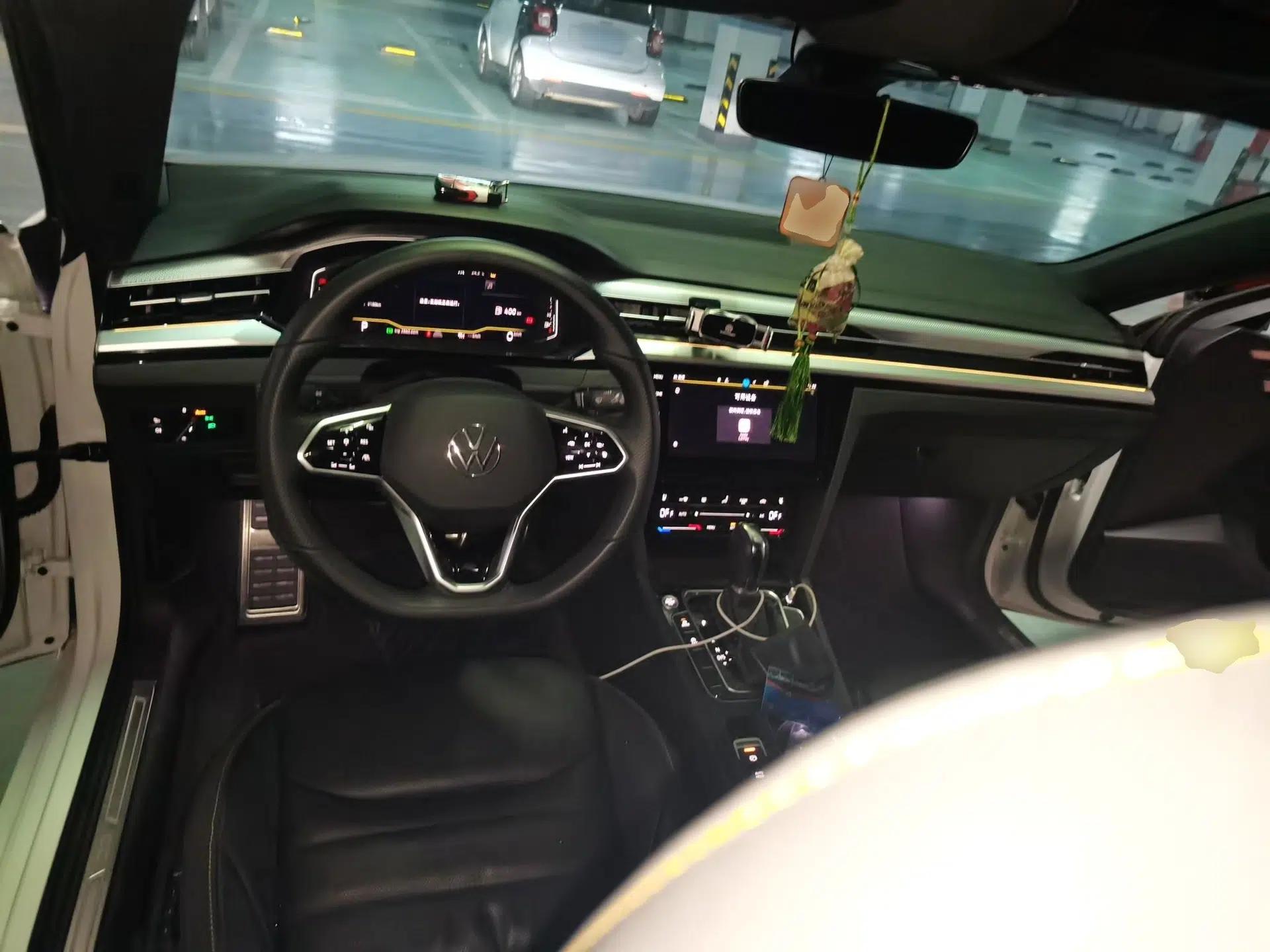 Volkswagen FAW-Volkswagen CC 2024 380TSI Striking All-Encompassing Edition — миниатюра 9