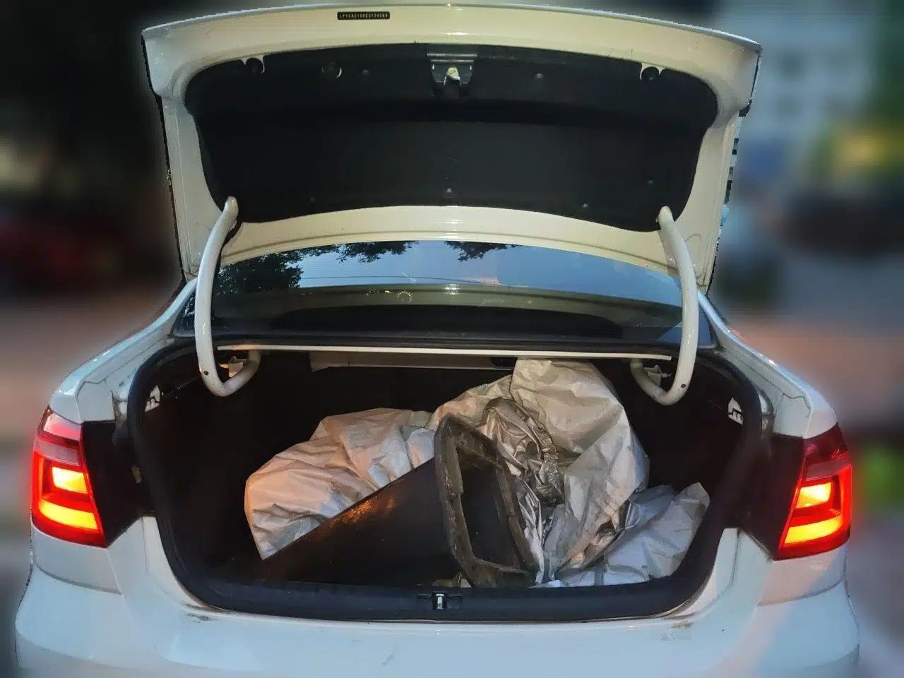 Volkswagen Bora 2014 1.6L Automatic Comfort Model — миниатюра 19