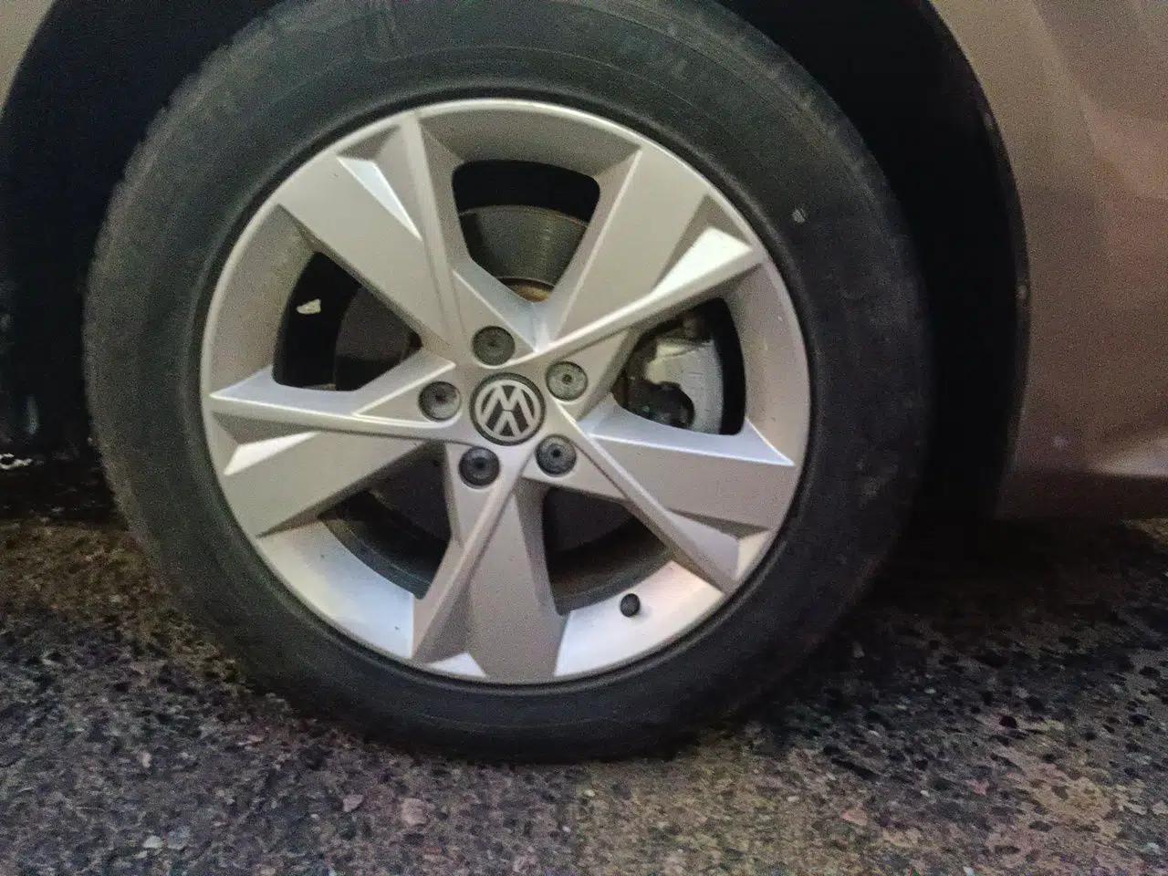 Volkswagen Bora 2015 Value Edition 1.6L Automatic Comfort Version — миниатюра 8