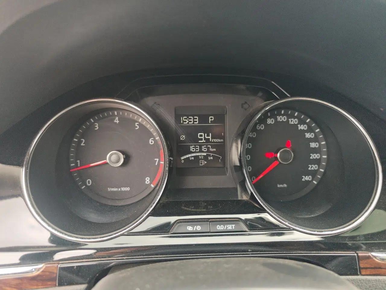 Volkswagen Bora 2013 1.4T Automatic Luxury Model — миниатюра 12