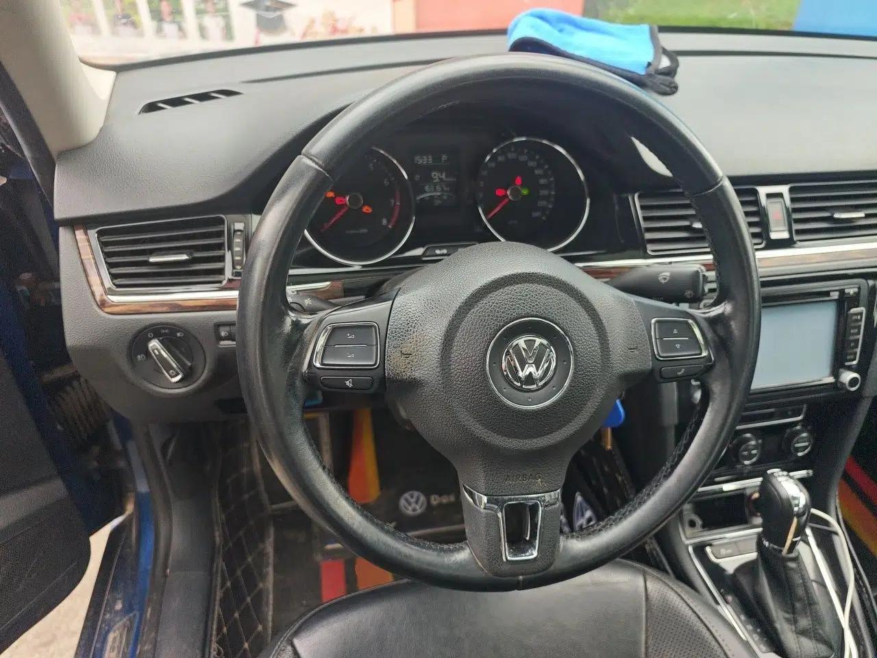 Volkswagen Bora 2013 1.4T Automatic Luxury Model — миниатюра 10
