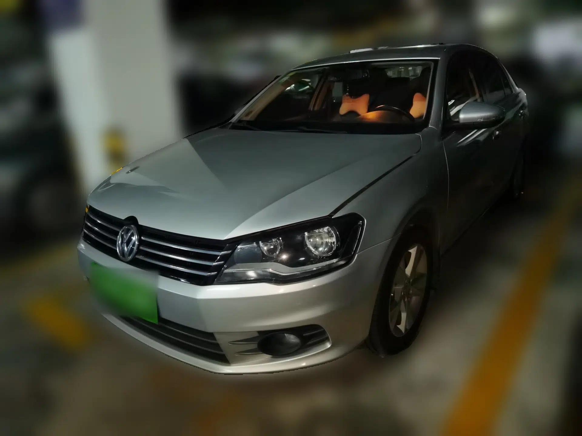 Volkswagen Bora 2014 1.6L Automatic Comfort Model — миниатюра 1
