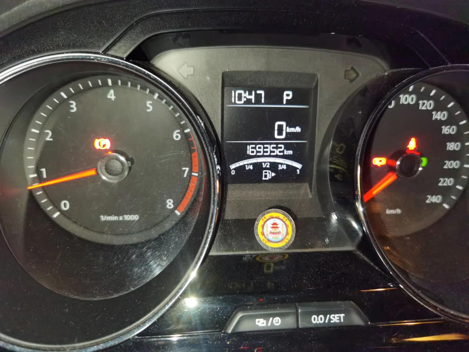 Volkswagen Bora 2014 1.6L Automatic Comfort Model — миниатюра 12