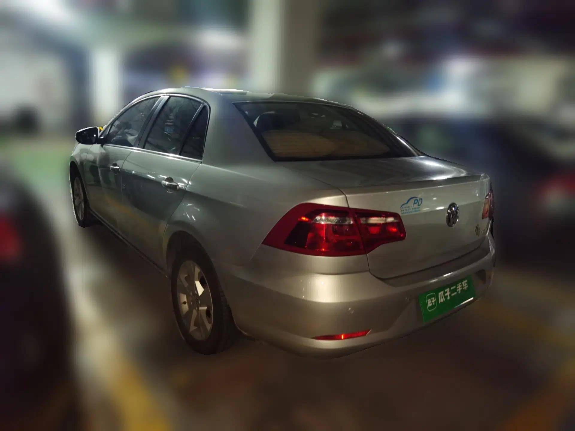 Volkswagen Bora 2014 1.6L Automatic Comfort Model — миниатюра 4