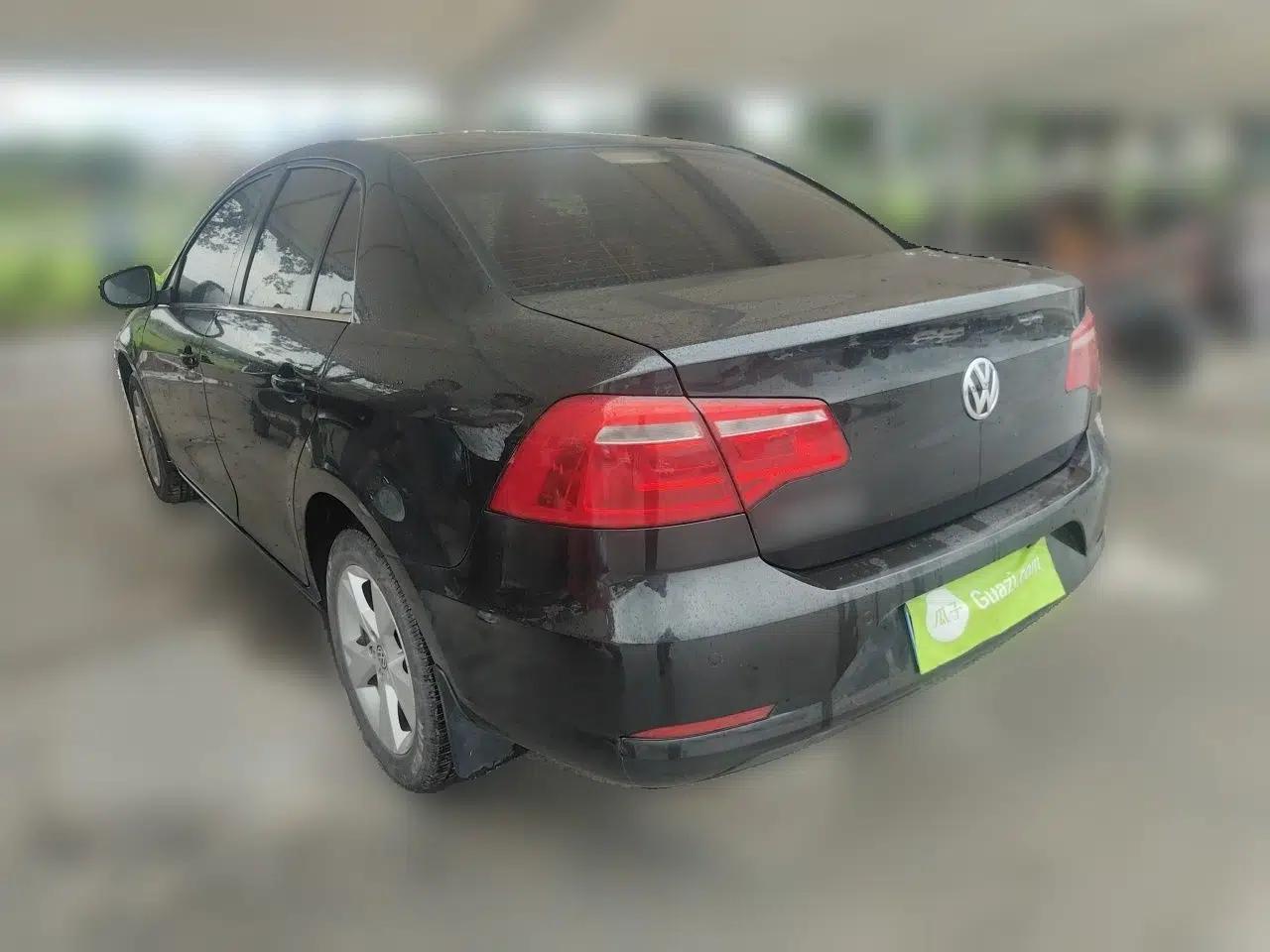 Volkswagen Bora 2014 1.6L Automatic Comfort Model — миниатюра 4