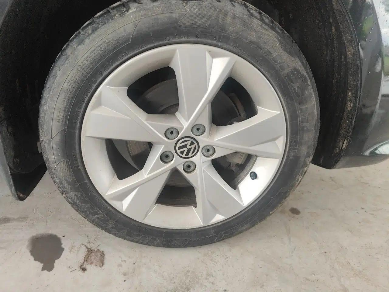 Volkswagen Bora 2014 1.6L Automatic Comfort Model — миниатюра 8