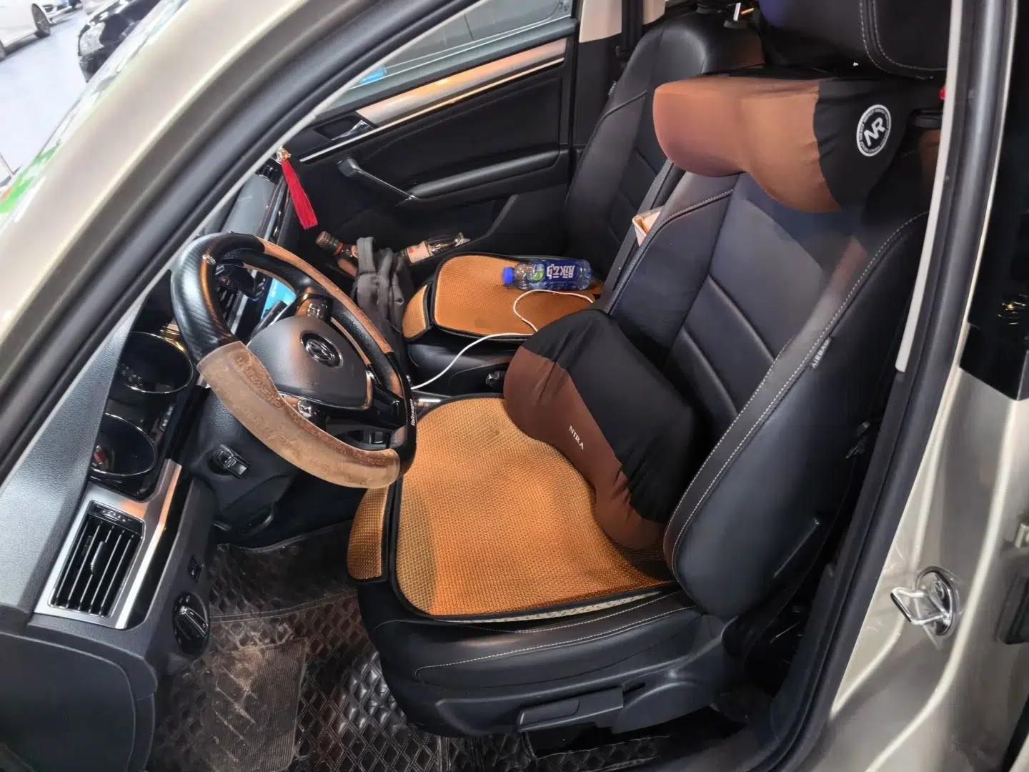 Volkswagen Bora 2018 1.5L Automatic Comfort Model — миниатюра 15