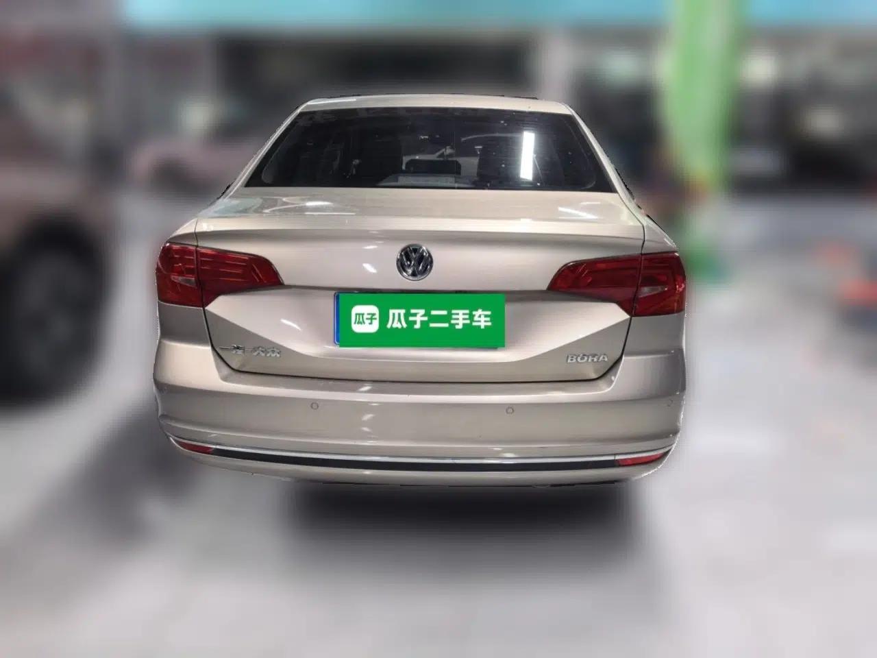 Volkswagen Bora 2018 1.5L Automatic Comfort Model — миниатюра 5