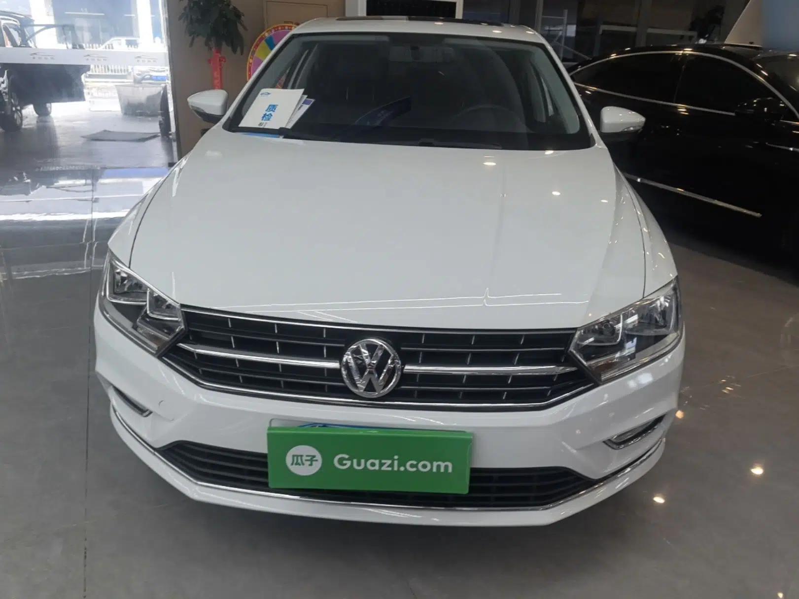 Volkswagen Bora 2017 1.6L Automatic Comfort Model — миниатюра 2
