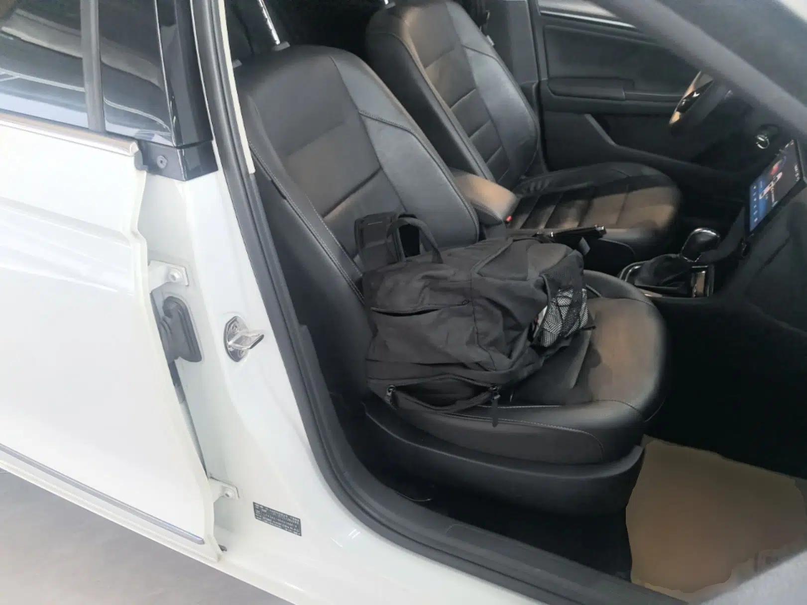Volkswagen Bora 2017 1.6L Automatic Comfort Model — миниатюра 19