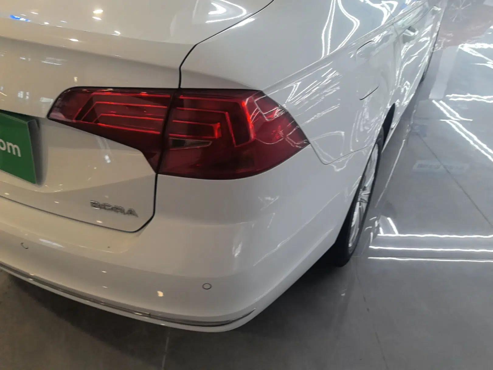 Volkswagen Bora 2017 1.6L Automatic Comfort Model — миниатюра 9