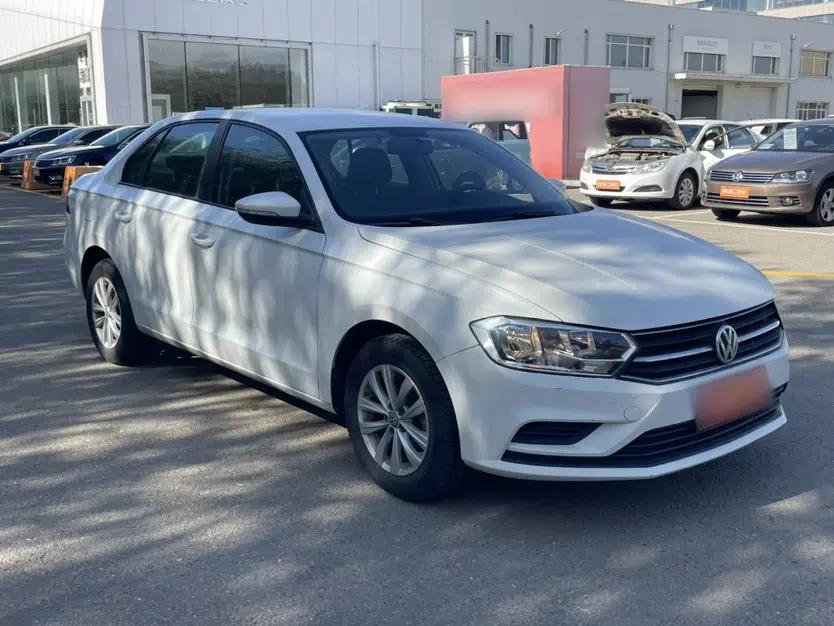 Volkswagen Bora 2018 1.5L Manual Fashion Model — миниатюра 3