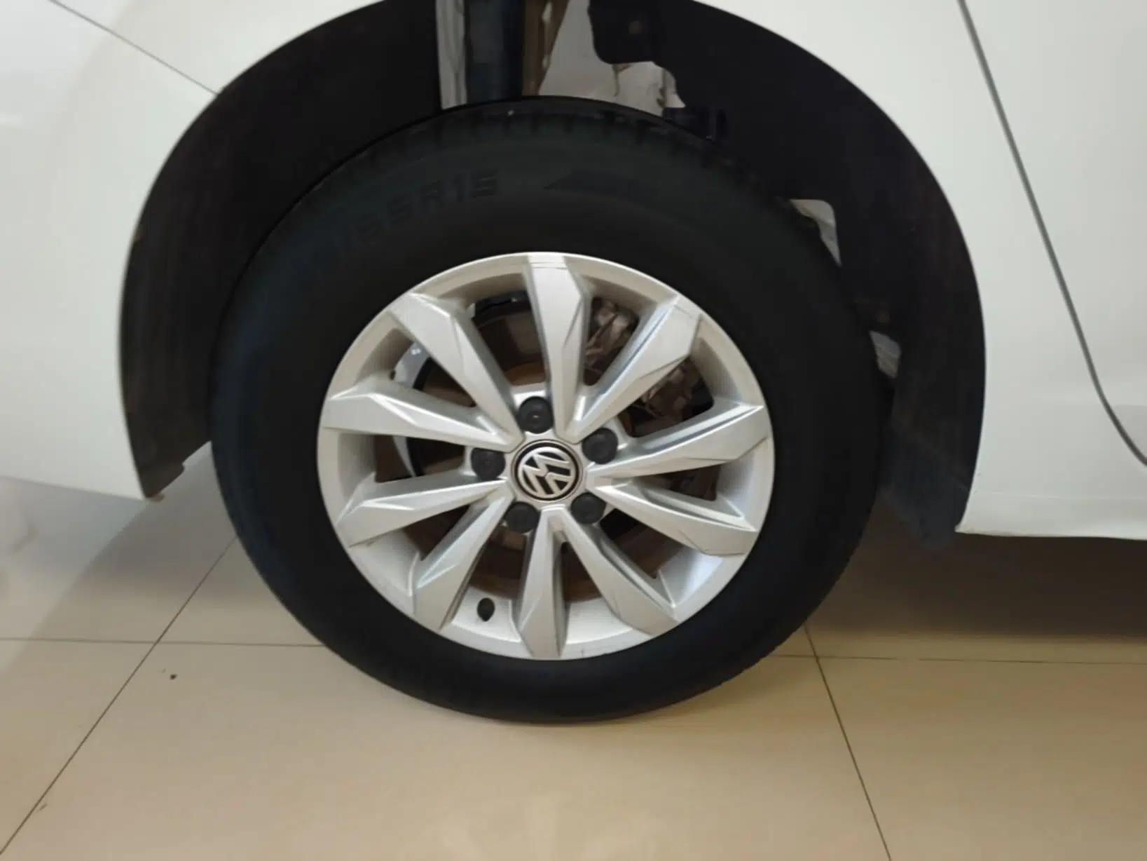 Volkswagen Bora 2019 Revised Version 1.5L Automatic Fashionable Style China VI — миниатюра 11