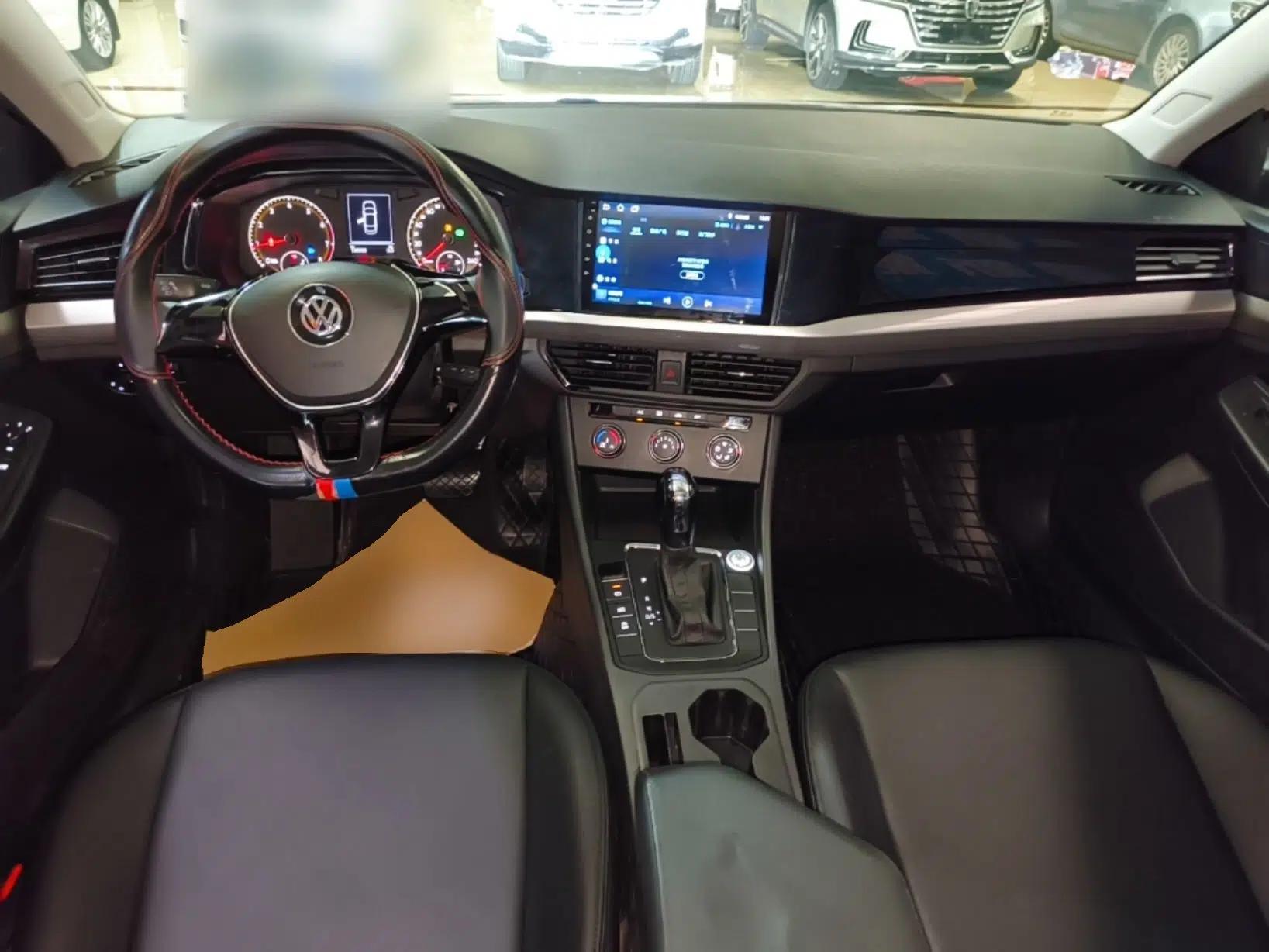 Volkswagen Bora 2019 Revised Version 1.5L Automatic Fashionable Style China VI — миниатюра 12