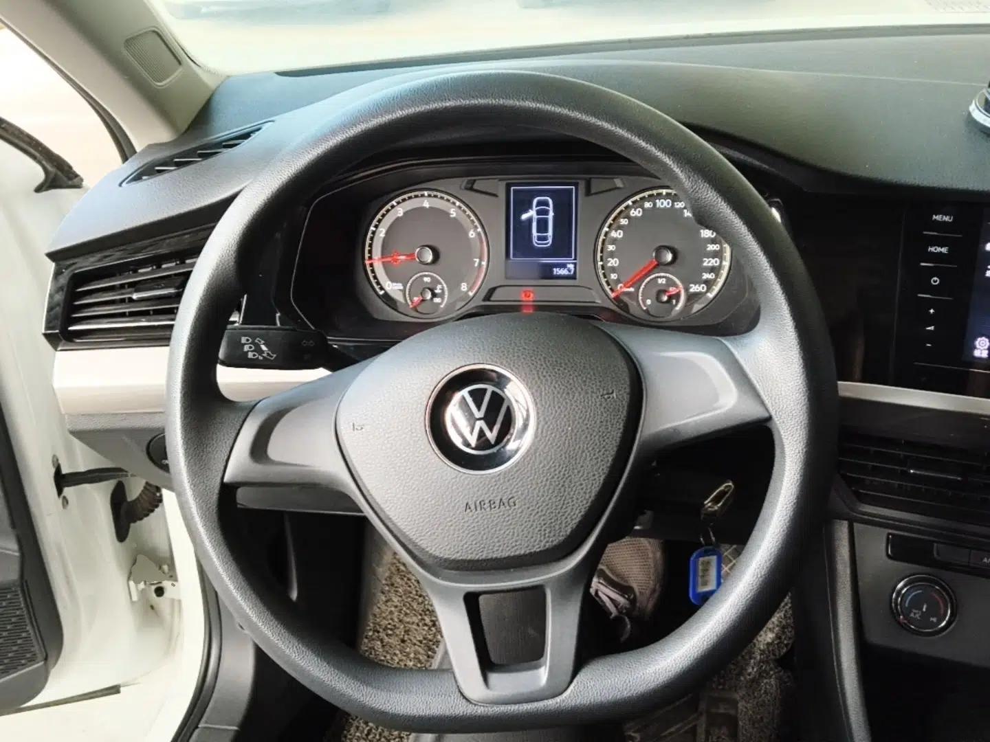 Volkswagen Bora 2021 1.5L Automatic Fashionable Smart Connectivity Version — миниатюра 13