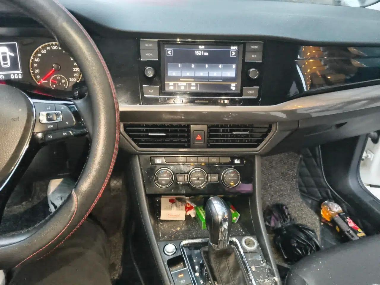 Volkswagen Bora 2019 Revised Version 1.5L Automatic Elite Edition China VI Standard — миниатюра 13