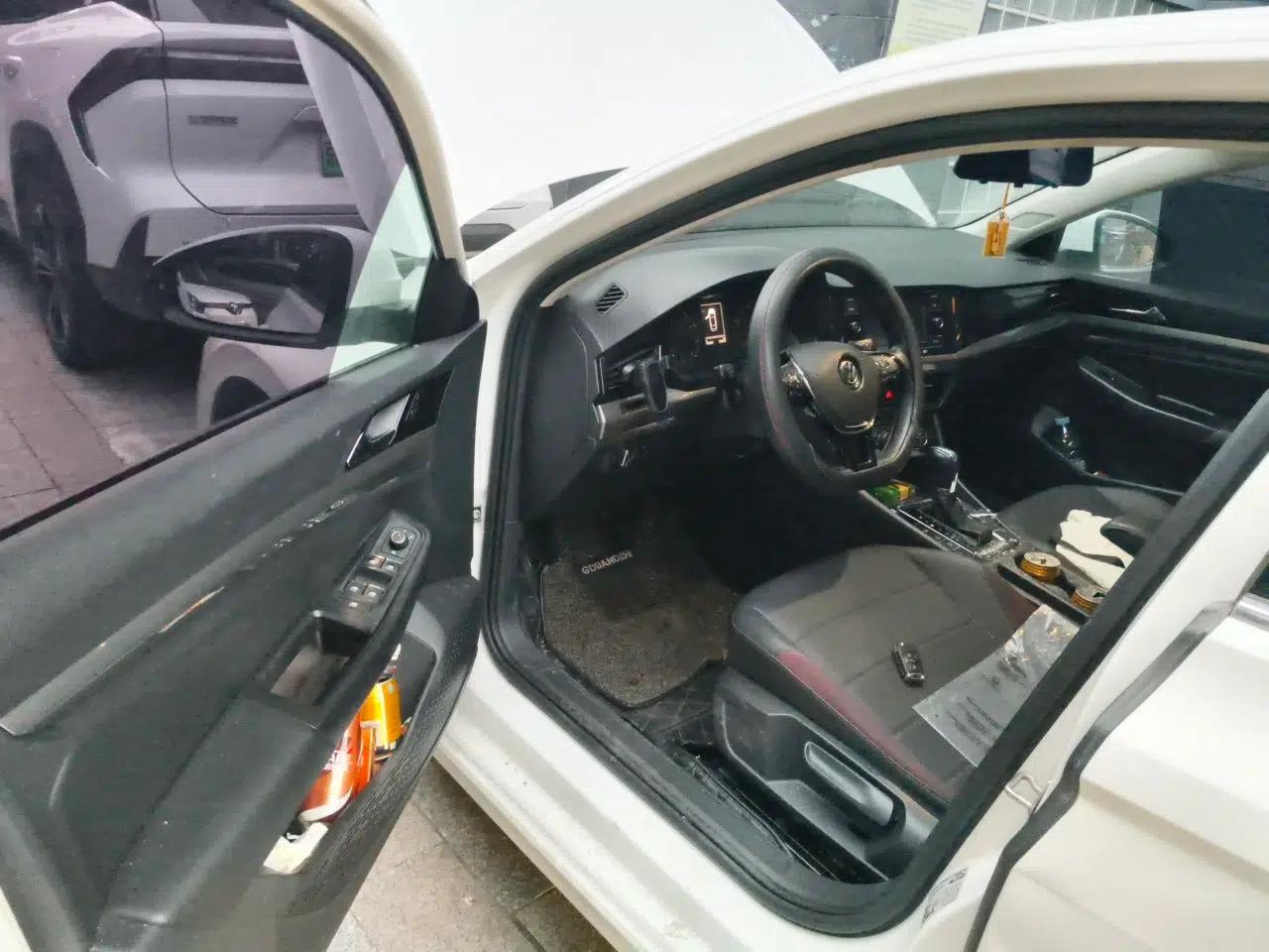 Volkswagen Bora 2019 Revised Version 1.5L Automatic Elite Edition China VI Standard — миниатюра 16