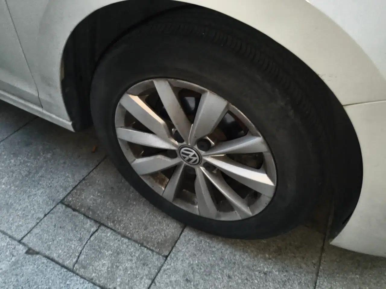 Volkswagen Bora 2019 Revised Version 1.5L Automatic Elite Edition China VI Standard — миниатюра 8